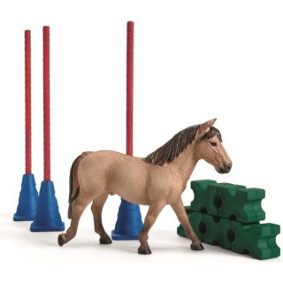 SCHLEICH Figurine 42483 - Slalom pour Poney - Animal de la ferme