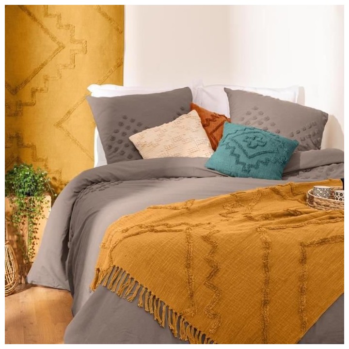 Jeté de lit Tuft Inca - 130 x 180 cm - Jaune ocre