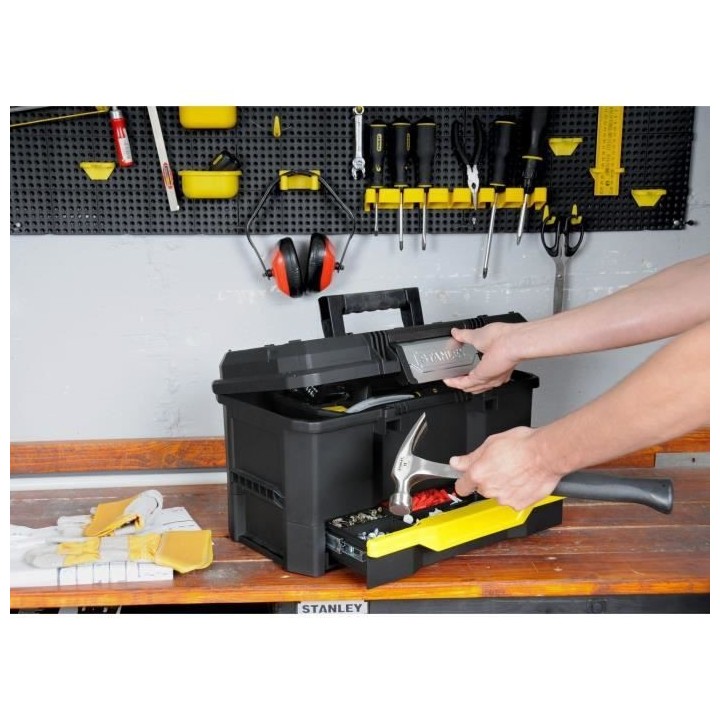 Boîte a outils Touch Latch en plastique STANLEY - 1-70-316 - 48 cm