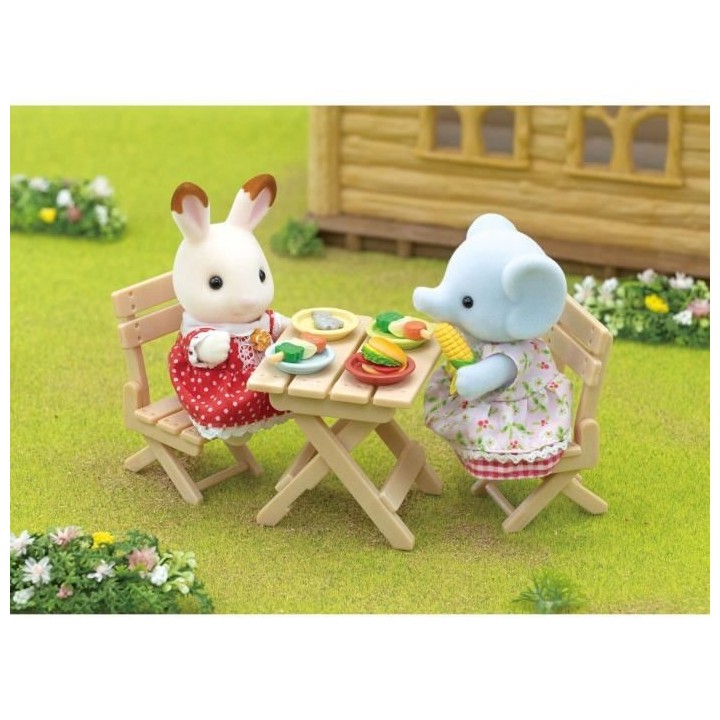 SYLVANIAN FAMILIES - La fille éléphant et son set de pique-nique
