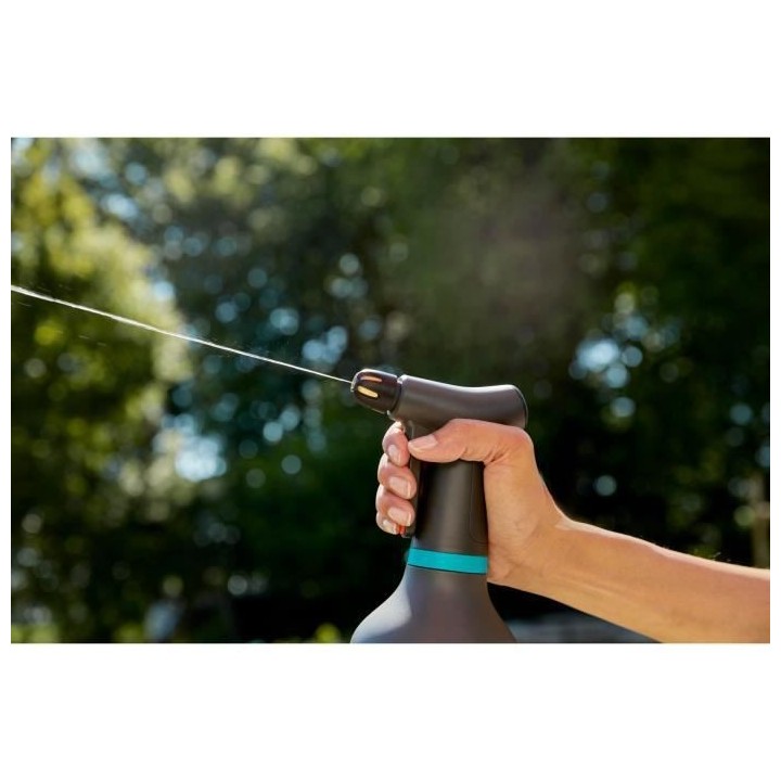 GARDENA Pulvérisateur a gâchette – Capacité 0.75L – Utilisation