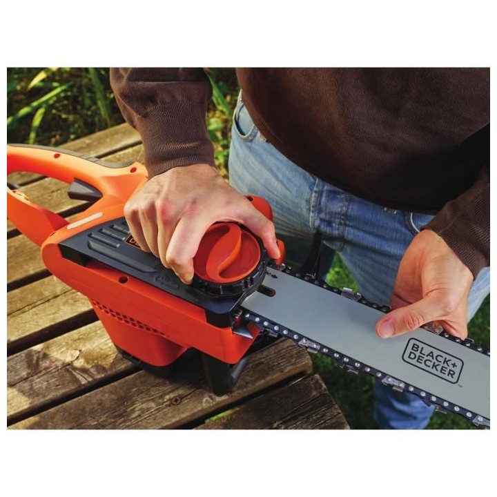 Tronçonneuse électrique BLACK+DECKER - CS2040 - 2000W - 40 cm