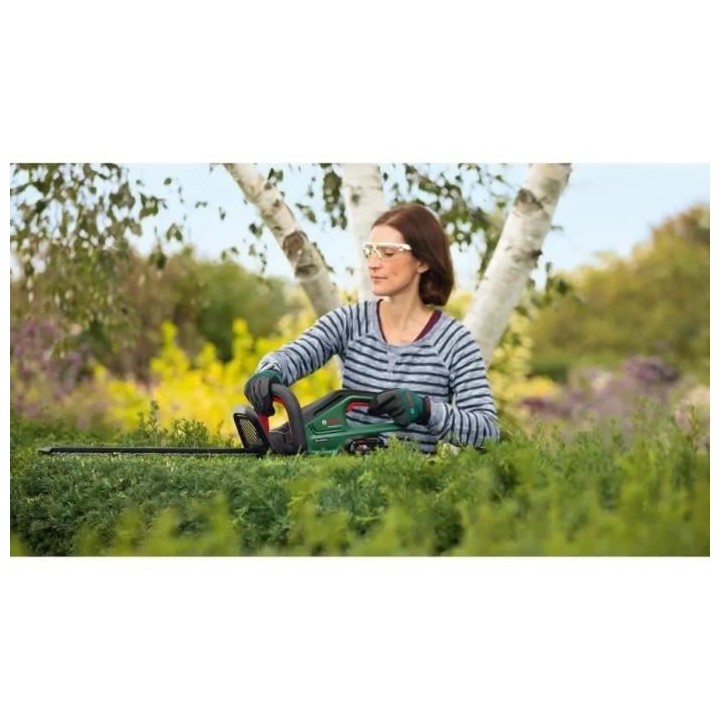 Taille-haies Bosch - UniversalHedgeCut 18V-55 (livré avec 2 batteries