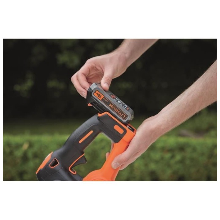 Taille-haies a batterie BLACK+DECKER - GTC18452PCB-XJ - 18V - 45 cm (L