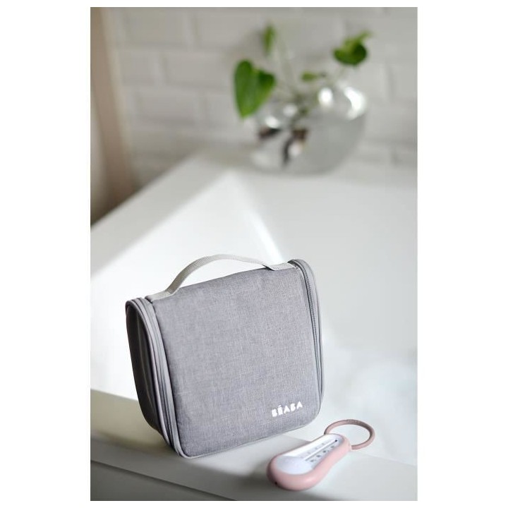 BÉABA Trousse de toilette nomade bébé, 9 accessoires, Old pink