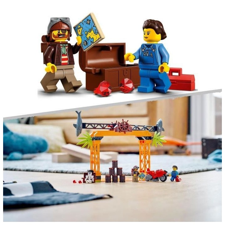 LEGO 60342 City Stuntz Le Défi de Cascade : l'Attaque des Requins, Jo