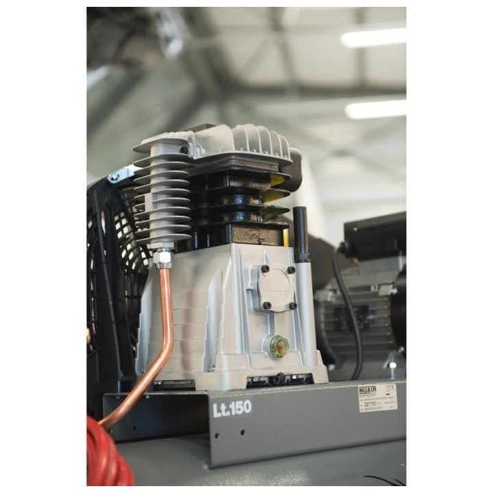 MECAFER Compresseur 150 L 3HP Bicylindre courroie 10 bars Semi Pro Pow