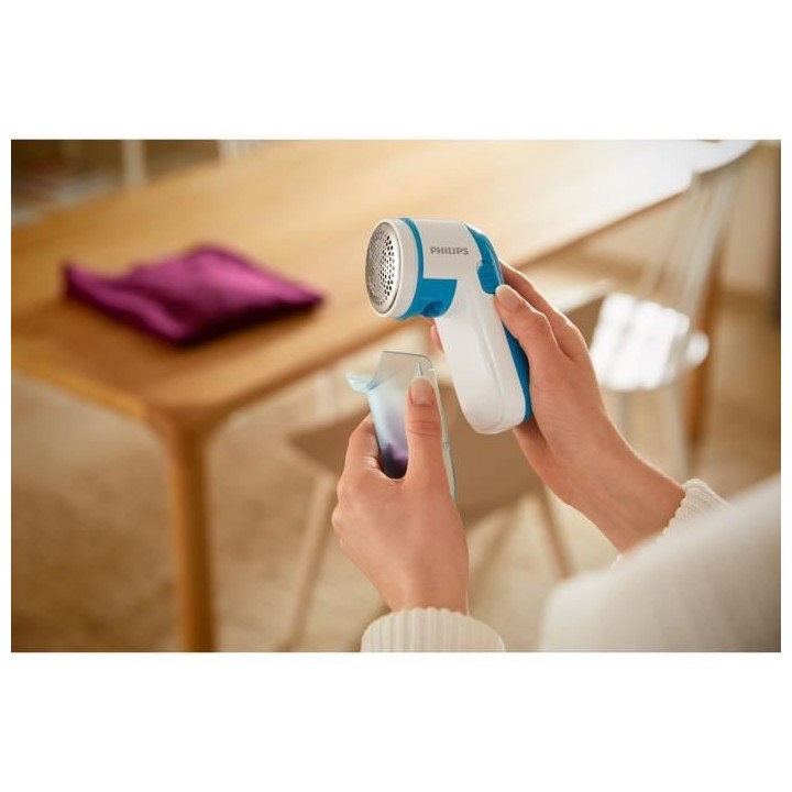 PHILIPS GC026/00 Rasoir Electrique Anti-Bouloche / Anti-Peluche - Rase