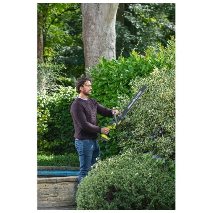 Taille-haies sans fil 18V ONE+ RYOBI LINEA RY18HT50A-0 - Lame de 50 cm