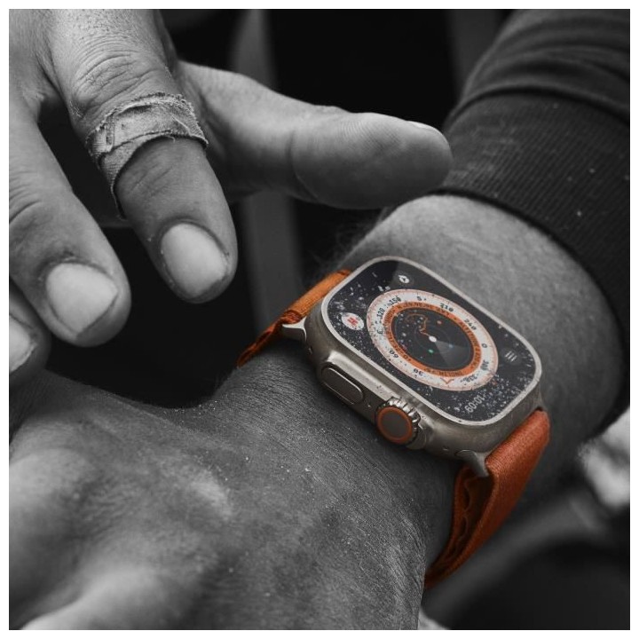 Apple Watch Ultra GPS + Cellular - 49mm - Titanium - Bracelet Orange A