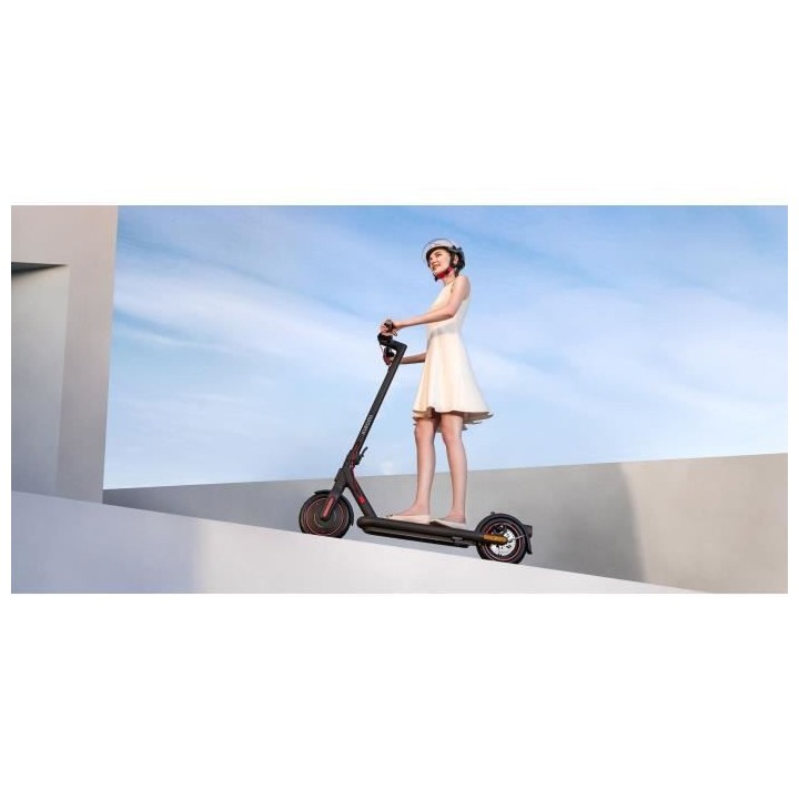 Trottinette électrique XIAOMI Electric Scooter 4 Pro FR 700W 10
