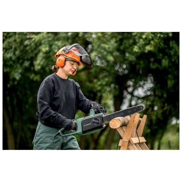 Tronçonneuse a chaîne Bosch – UniversalChain 35 (1800 W, 12 m/s, C