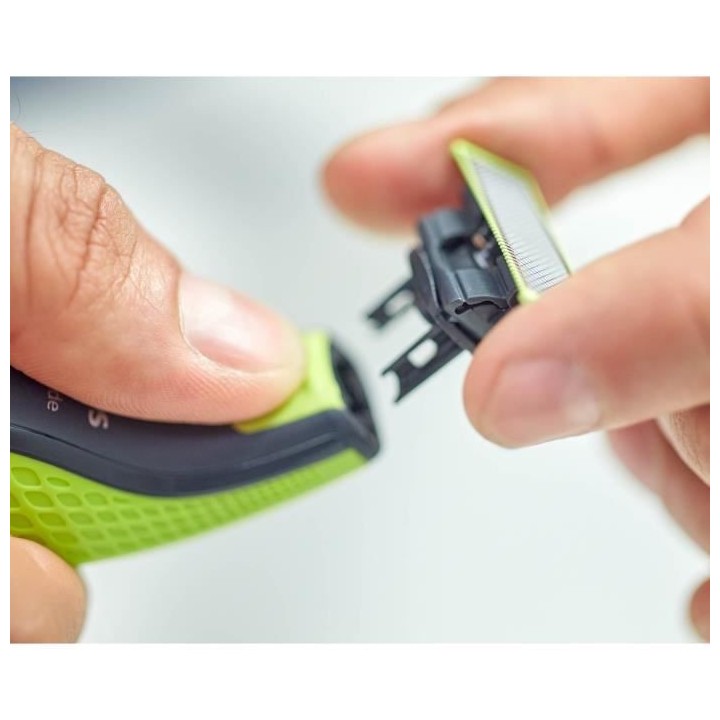 PHILIPS QP220/55 Lot de 2 lames pour rasoir/tondeuse One Blade - Vert