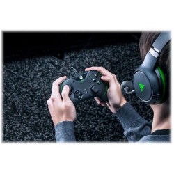 RAZER - Manette gaming pour Xbox - WOLVERINE V2