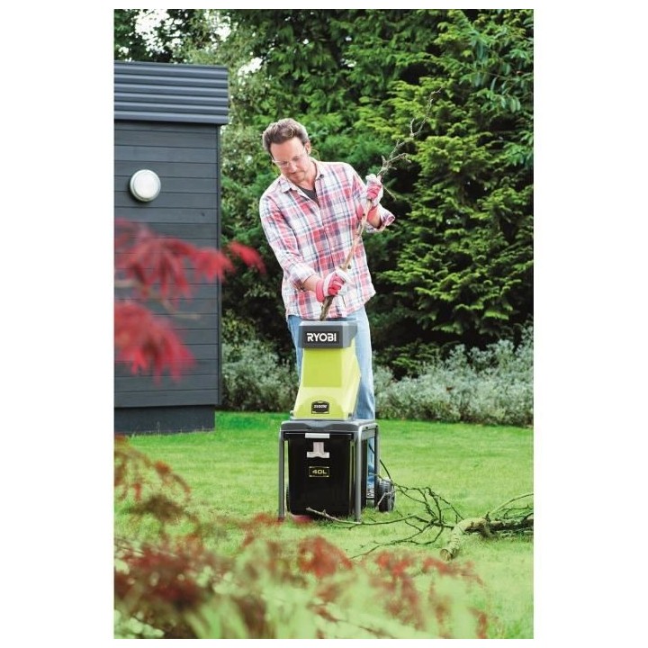Broyeur de végétaux électrique 2500W RYOBI RSH2545B - Porte-couteau