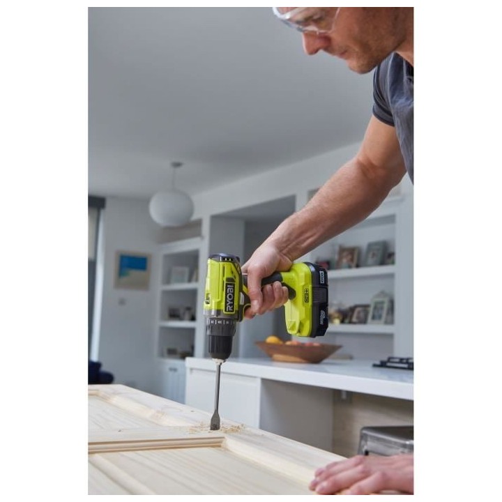 RYOBI Perceuse 18 volts ONE+ et 2 batteries 2,0Ah - R18DD2-220S