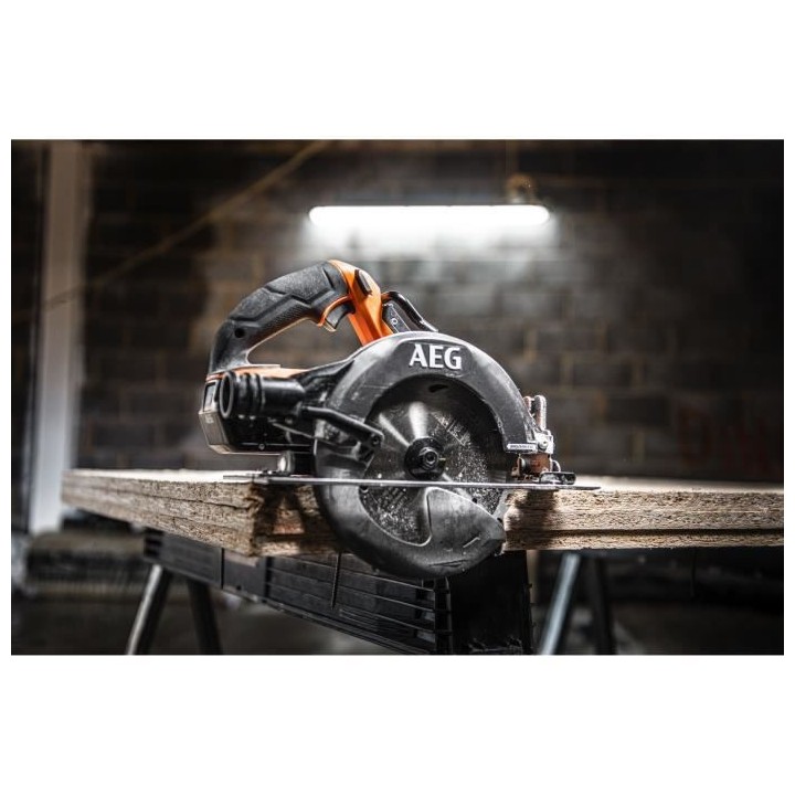 AEG - Scie circulaire 190 mm 18V BRUSHLESS (sans batterie) - BKS18BL2-
