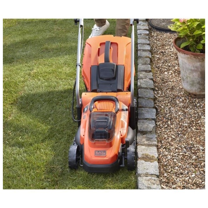 BLACK+DECKER Tondeuse 18V BCMW3318L2-QW 33 cm - Jardin Jusqu'a 350 m²