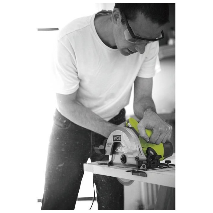 Scie circulaire RYOBI 1400W 66mm RCS1400-G