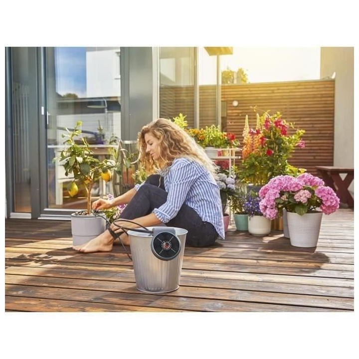 GARDENA Solution d'arrosage automatique solaire AquaBloom – Arrosage