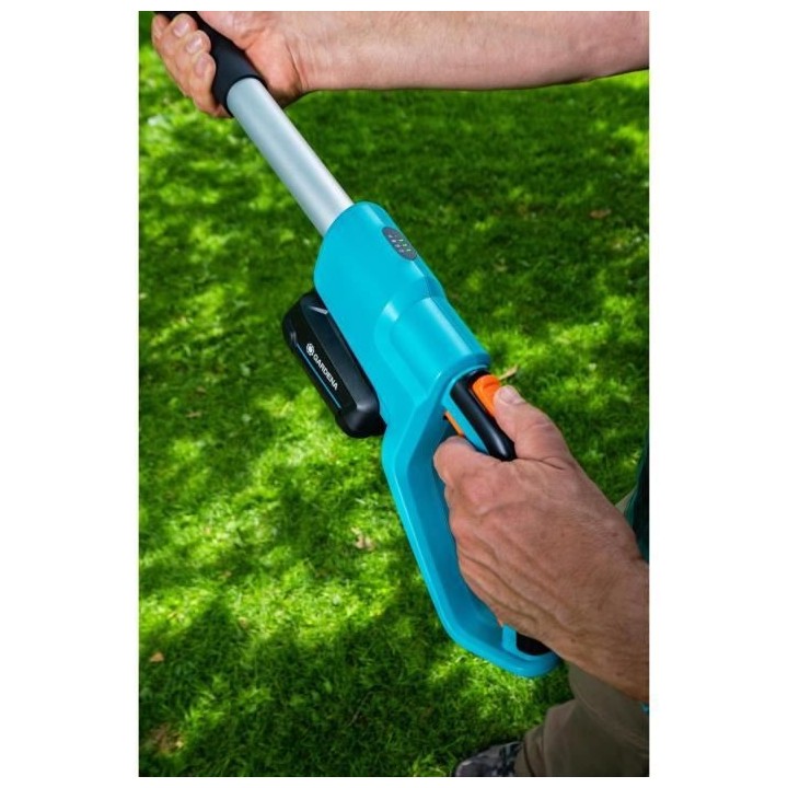 Taille-haies sur perche a batterie GARDENA - THS42/18V P4A - 18V - 42