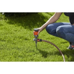 GARDENA Arroseur circulaire Vario Comfort – Surface 225m² max – Portée 8.5m max – Crans arrosage 45-360° – Garantie 5