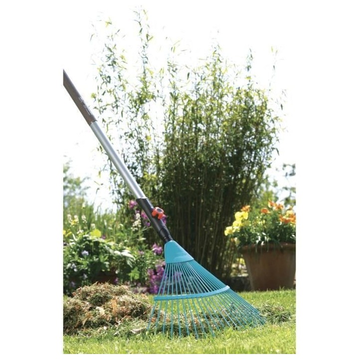 GARDENA Râteau a gazon 50cm Combisystem - Fil de fer solide - 22 dent
