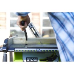 RYOBI Scie sur table RTS1800ES - 1800W - Ø 254 mm