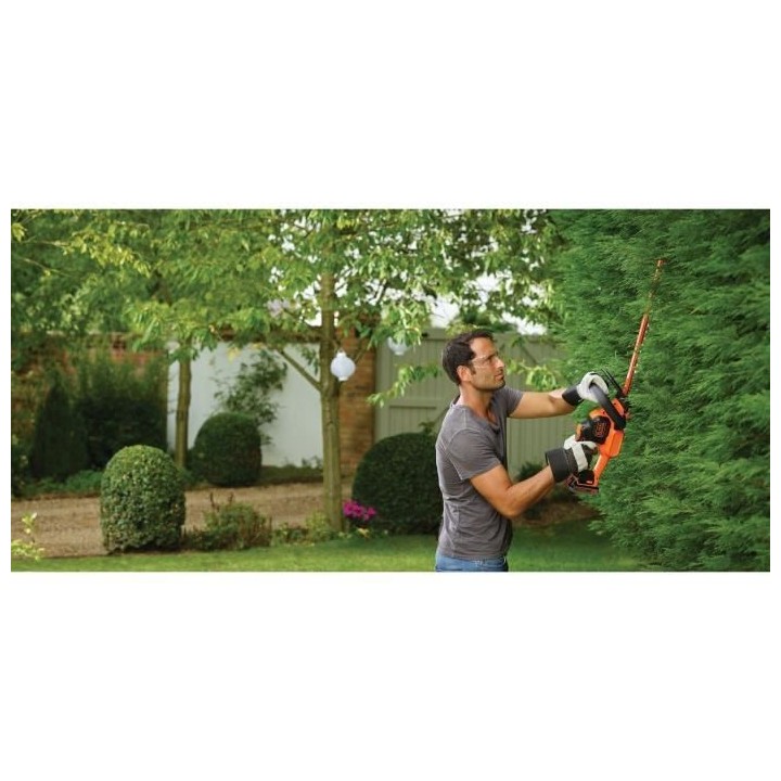 BLACK+DECKER Taille-Haie Sans Fil Lithium 18V Powercommand 2 Ah 50 cm