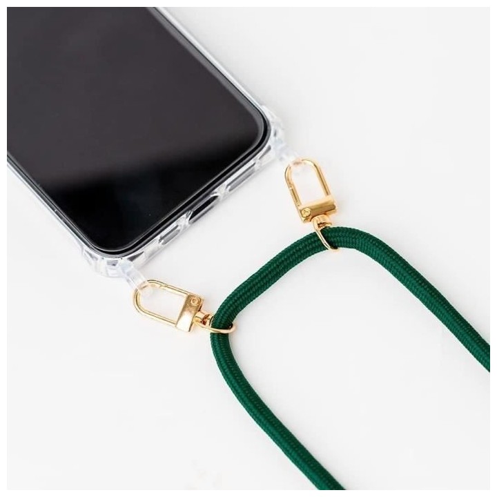 Coque bandouliere verte avec pompons BBC