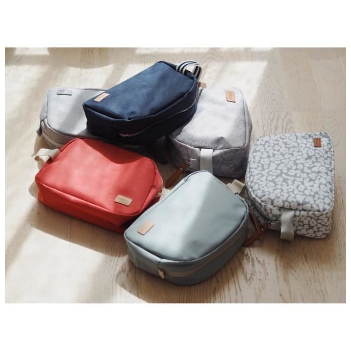 BEABA, Trousse de toilette bébé vert sauge