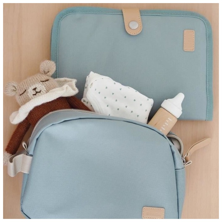 BEABA, Protege carnet de santé vert sauge