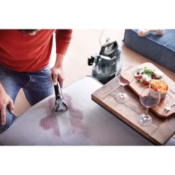 BISSELL Spot Clean Plus 3724N - Détache, Nettoie et Aspire - Léger et compact - Tube 2.20m