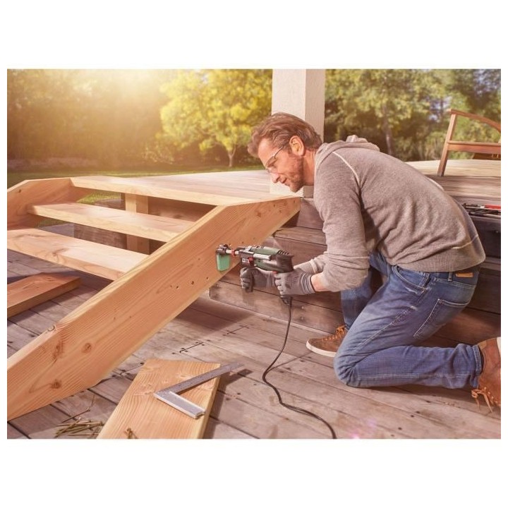 BOSCH Perceuse a percussion UniversalImpact 700 + DA - 700 W