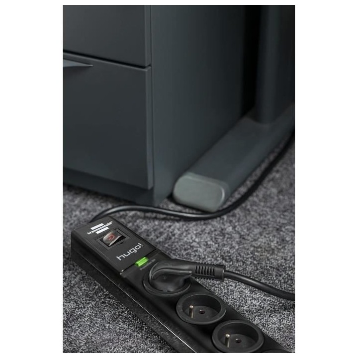 Brennenstuhl Multiprise hugo! Noire - 3 prises + 2 prises USB - avec p