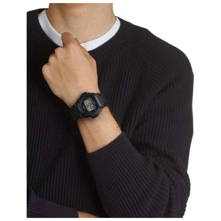 CASIO - Montre en résine - BASIC - Noir