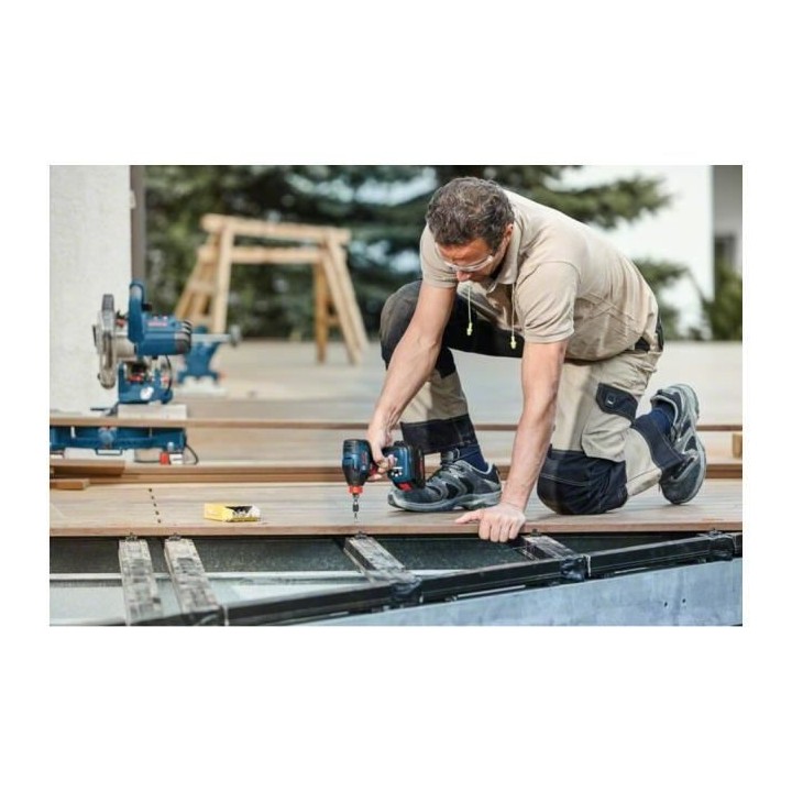 VISSEUSE Clé a chocs GDX 18V Bosch professional + 4 batteries 4 Ah +