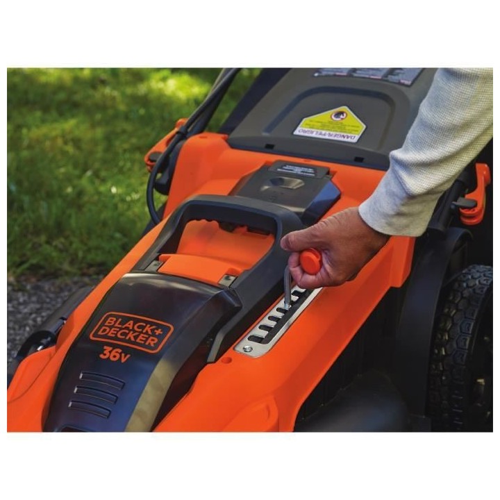 Tondeuse Autosense sur batterie 48cm de coupe BLACK+DECKER CLMA4820L2
