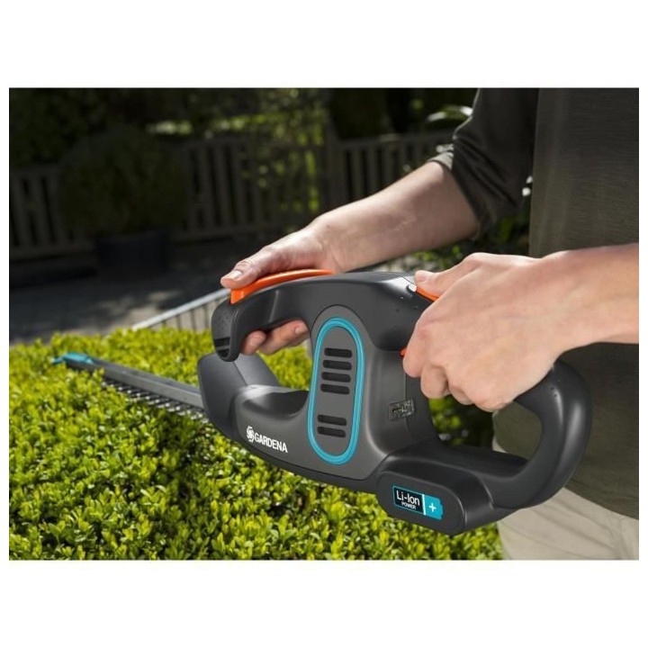 Taille-haies a batterie GARDENA - EasyCut Li-14/40 - 14,4V - 40 cm - P