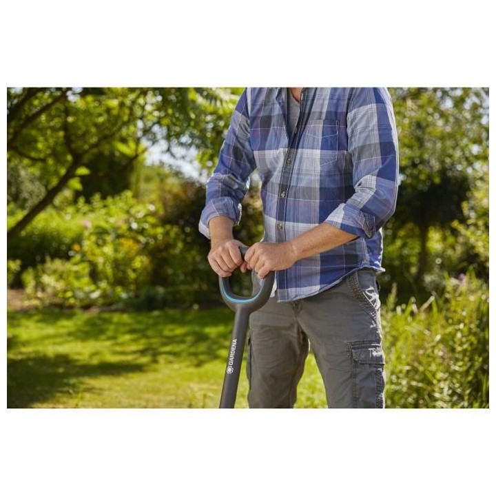 GARDENA Beche a bord droit NatureLine – Manche bois 100% FSC – Poi