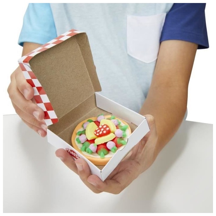 Play-Doh Kitchen Creations Four a pizza