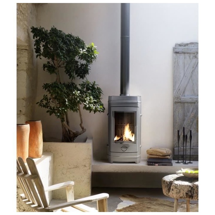 Poele a bois INVICTA Cassine - Puissance optimale :10 kW - Max : 15 kW