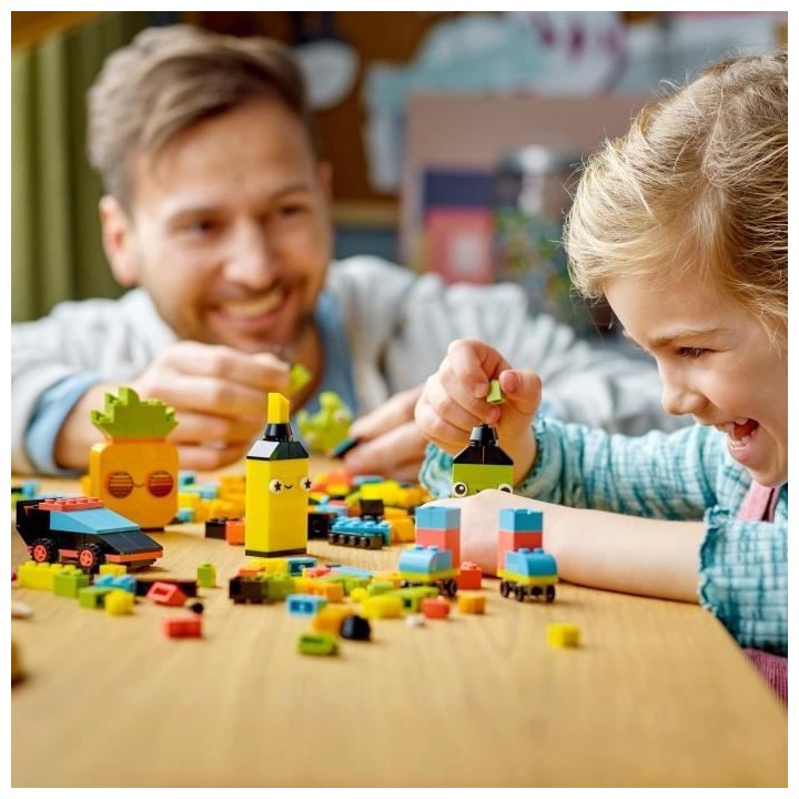 LEGO Classic 11027 L'Amusement Créatif Fluo, Jouet Briques, avec Voit