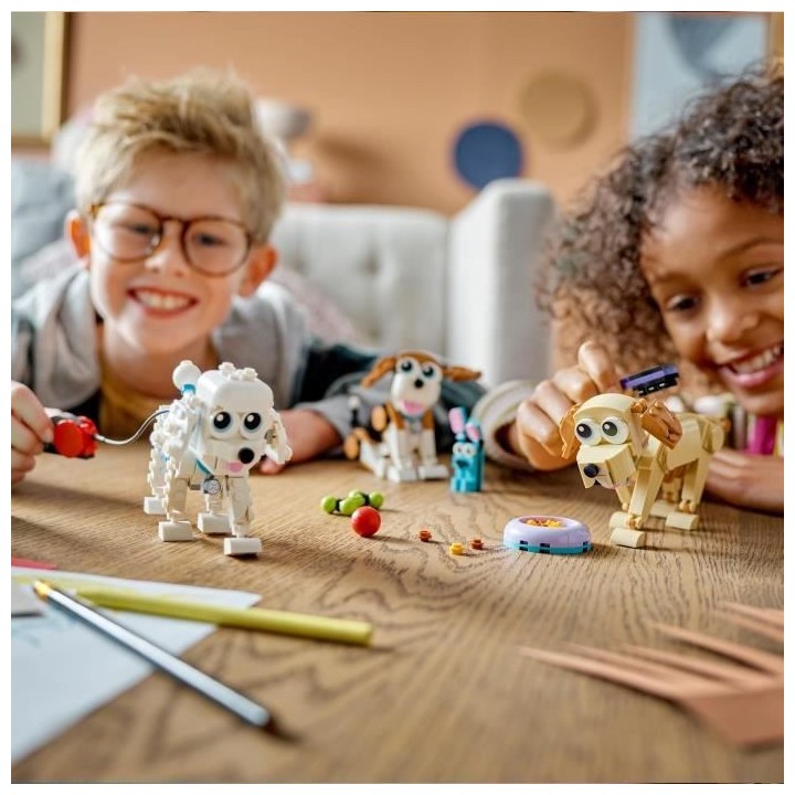 LEGO Creator 3-en-1 31137 Adorables Chiens, Figurines de Teckel, Carli