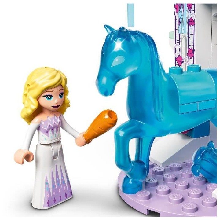LEGO 43209 Disney Elsa Et L'Écurie De Glace De Nokk, Jouet de la Rein