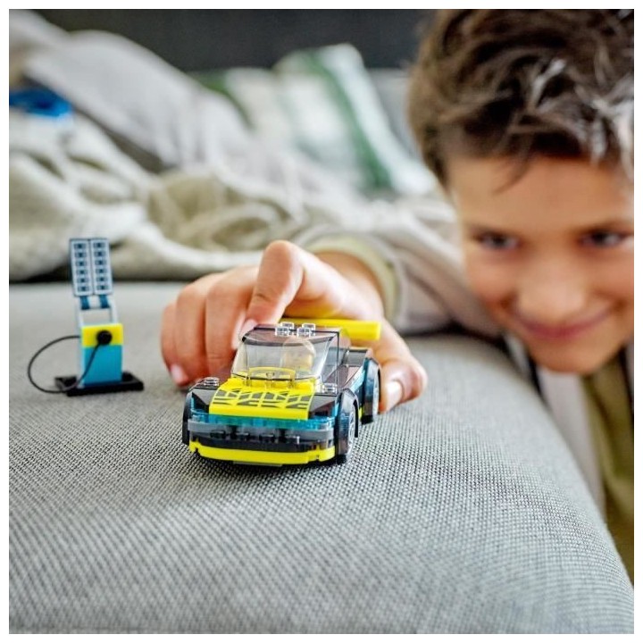 LEGO City 60383 La Voiture de Sport Électrique, Jouet Enfants 5 Ans,