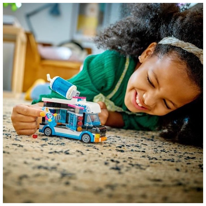 LEGO City 60384 Le Camion a Granités du Pingouin, Jouet Camion Enfant