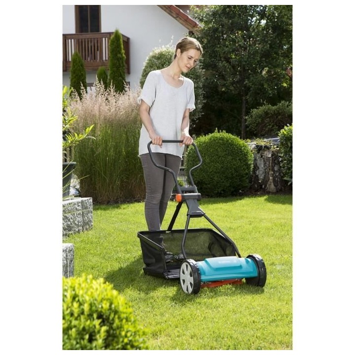 GARDENA Tondeuse hélicoidale 330 Classic – Surface tonte max 150m²