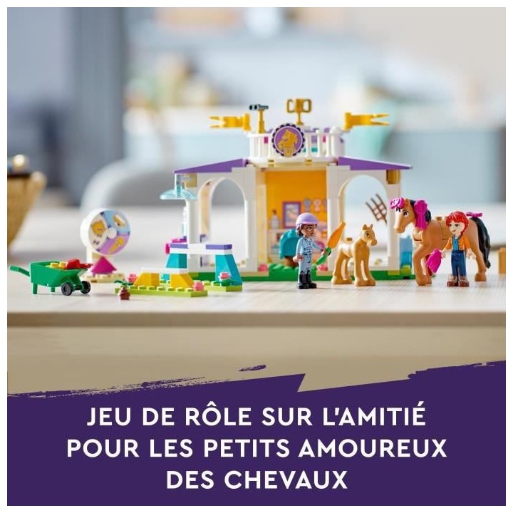 LEGO Friends 41746 Le Dressage Équestre, Jouet de Chevaux et Poney, C