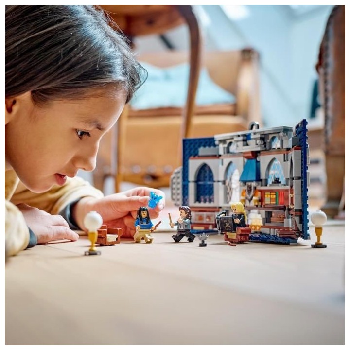 LEGO Harry Potter 76411 Le Blason de la Maison Serdaigle, Jouet avec 3